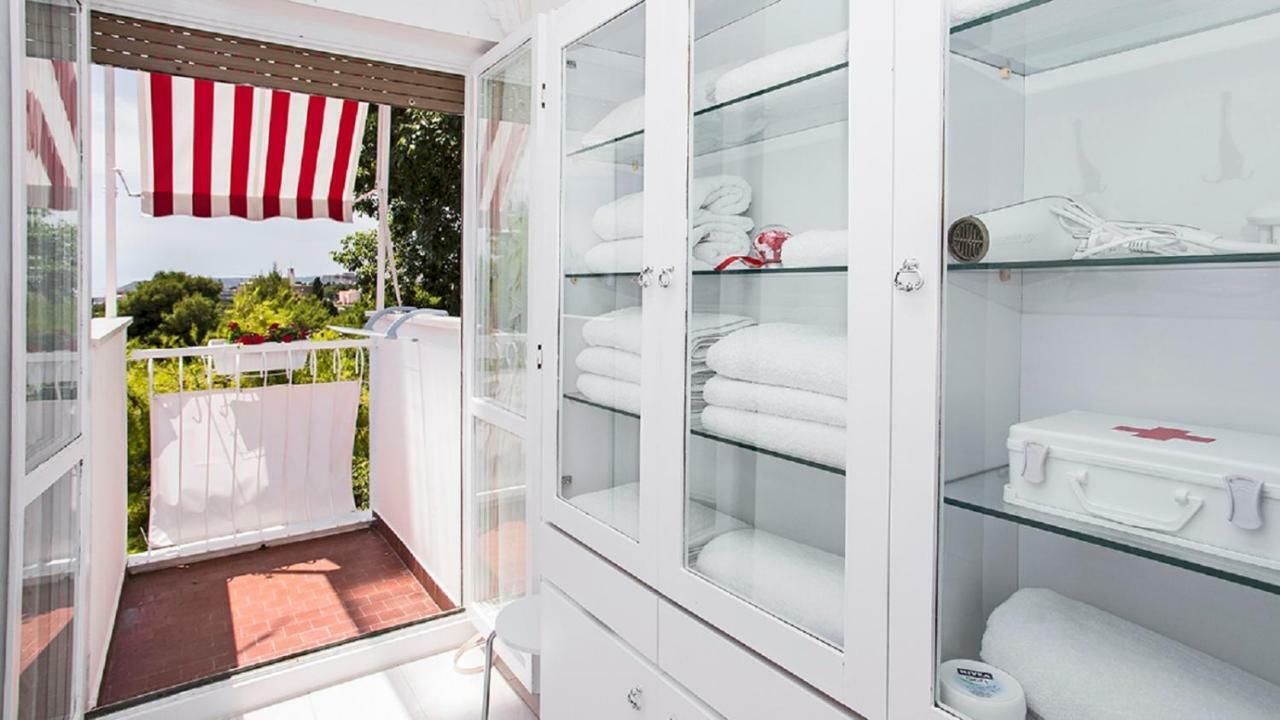 Apartment Milana - Cozy Stay With Free Parking Split Exterior photo