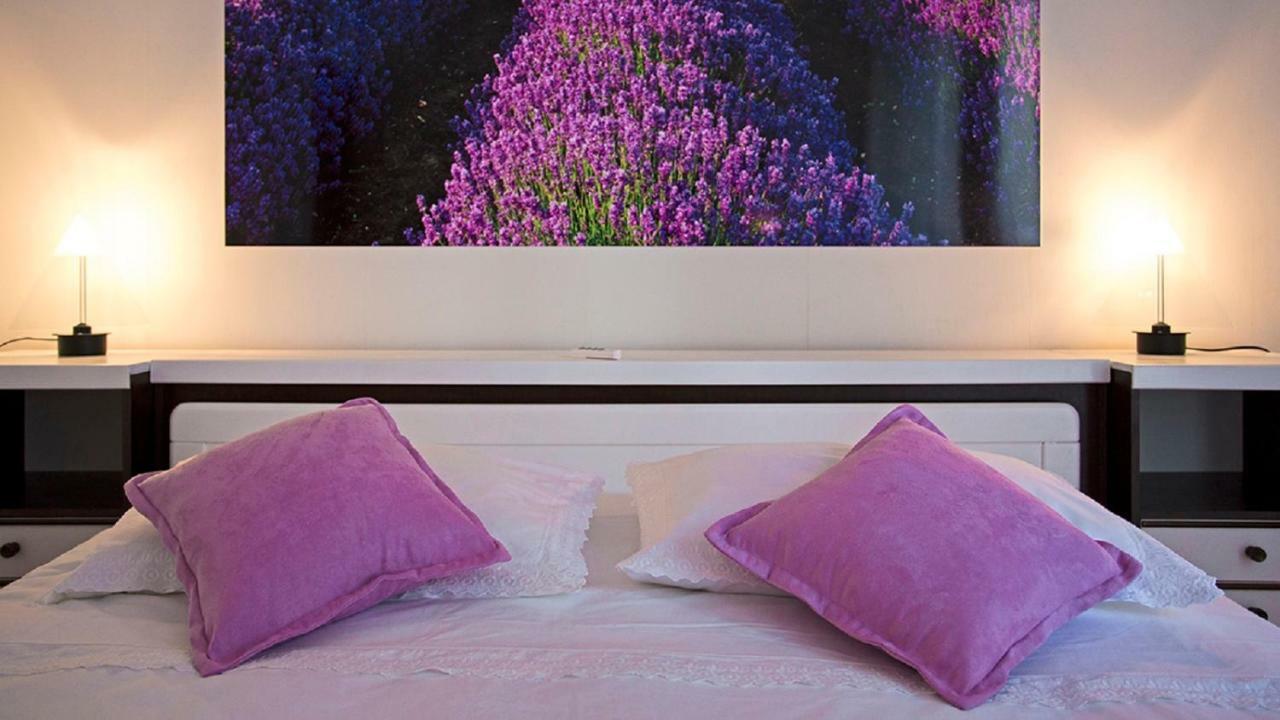 Apartment Milana - Cozy Stay With Free Parking Split Exterior photo